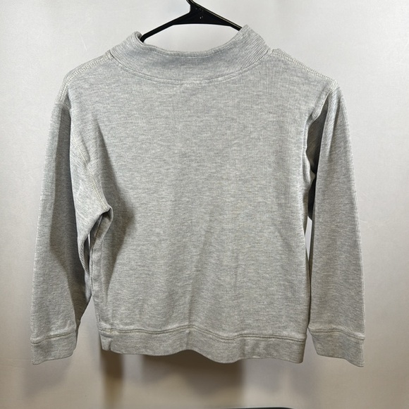 Gymboree Gray Sweatshirt. Size 10. Super soft shirt. Will keep your kid warm! - Picture 2 of 6